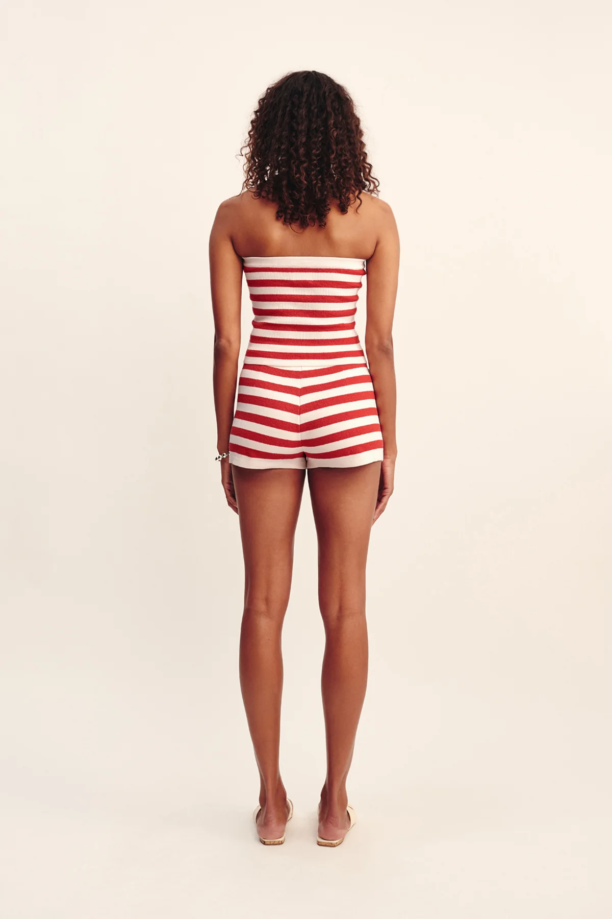 ARI SHORT - Image 3